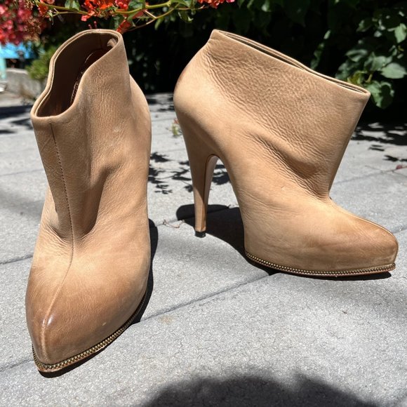 Givenchy booties 39 1/2 (probably US 8.5) - Picture 3 of 5